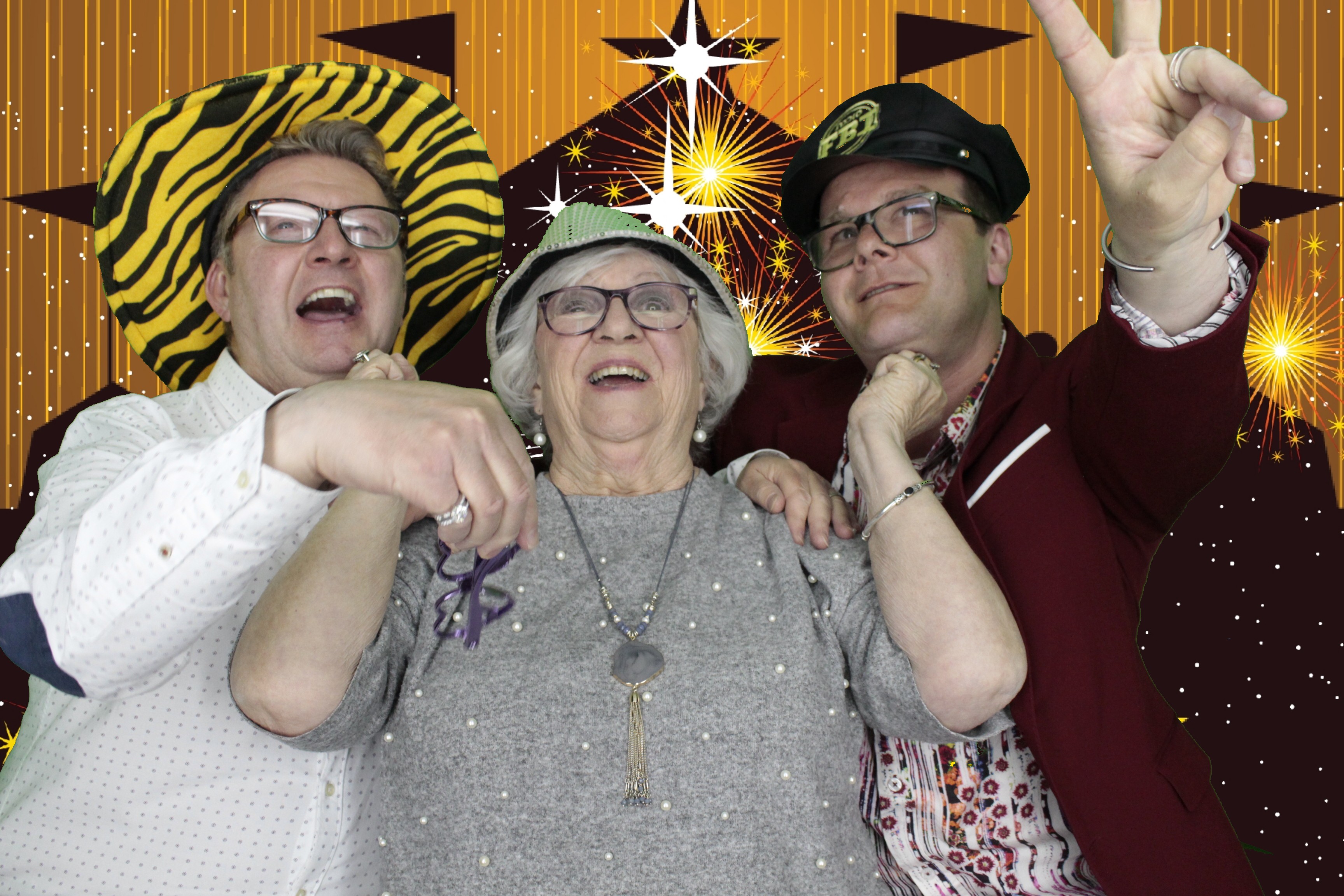 Steve's 65th & Susan 60th Birthday | View more photos from the event at gallery.myphotoboothexperience.co.uk/u/MyPhotoBoothExperienceLtd/Steves-65th-Susan-60th-Birthday
